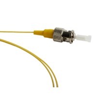 Пигтейл одномодовый оптический SM 9/125 (OS2), ST/UPC, 1 м, LSZH Hyperline FPT-B9-9-ST/UR-1M-LSZH-YL