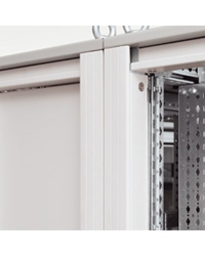 Облицовка Legrand 020562 в Иваново Аксессуары для стоек и шкафов Pintop.ru